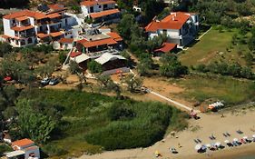 Villa Zaharo And Lilian Apartments